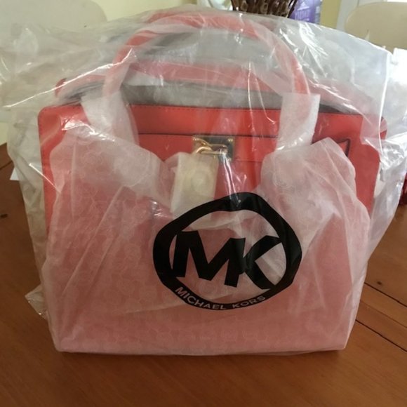 MICHAEL Michael Kors Large Hamilton Satchel  NWT - Picture 1 of 4